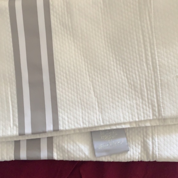 Shower curtain - Picture 2 of 4